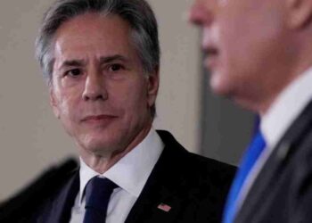 Antony Blinken respalda a Israel y busca detener la guerra en Oriente Medio