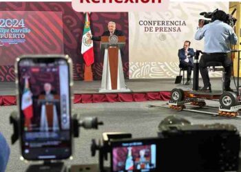 Descubre el futuro que AMLO imagina tras su presidencia: una vida de paz y reflexiones profundas sobre su paso por la historia de México. #RetiroDeAMLO #LegadoPolítico