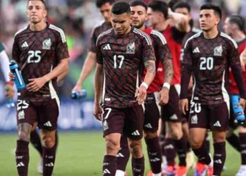 Uruguay golea a México 4-0 antes de la Copa América