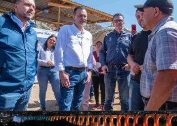 ¿Qué vale más: una obra o la presencia? Gobernador entrega agua y rompe el olvido en Maconí